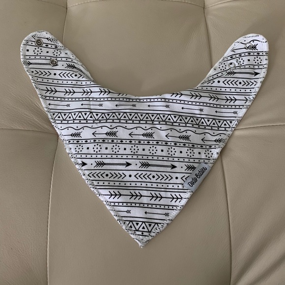 3 for $10 Set of 3 Bandana Bibs - Picture 6 of 7